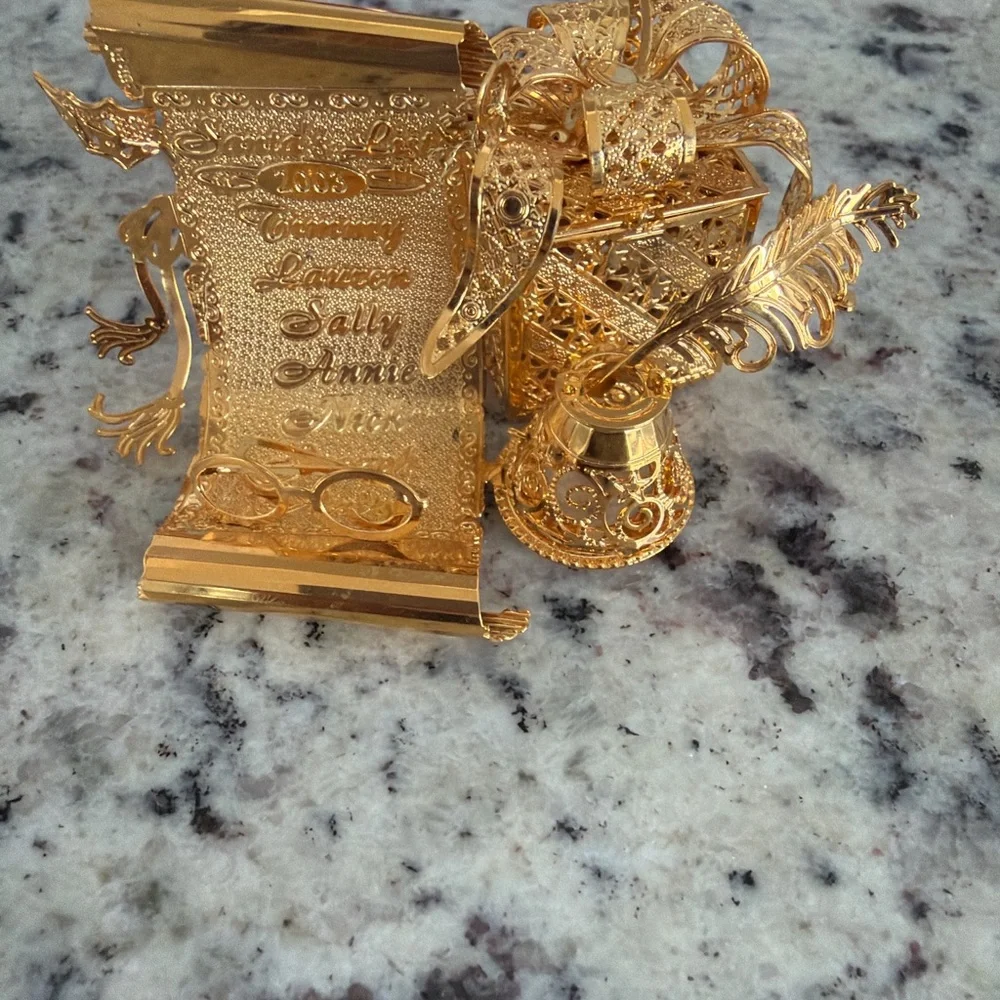 Danbury Mint 2003 Santa’s List Gold Tone Christmas Ornament Quill Scroll